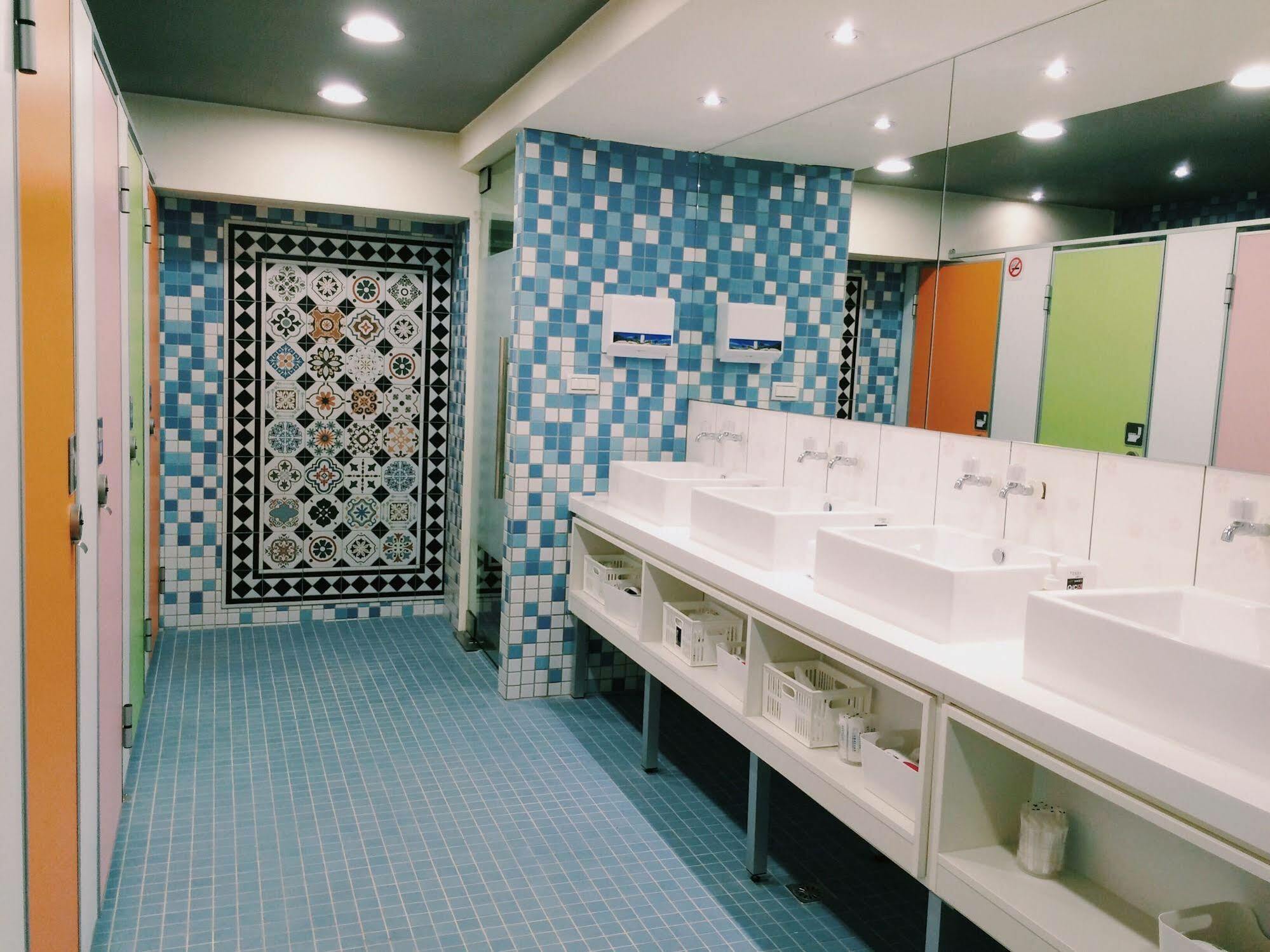 Taipei Livepal Hostel Екстер'єр фото
