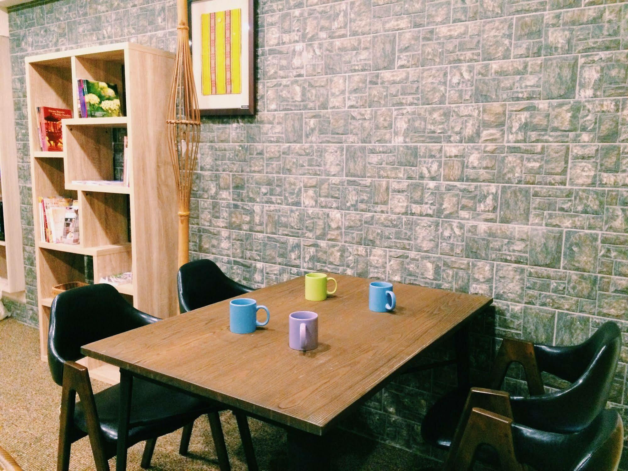 Taipei Livepal Hostel Екстер'єр фото